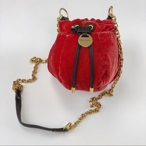 𝅺JUICY Couture velvet pouch bag on gold chain